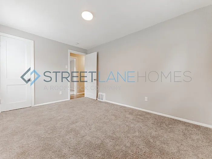 Building Photo - 431 N Dade Ave