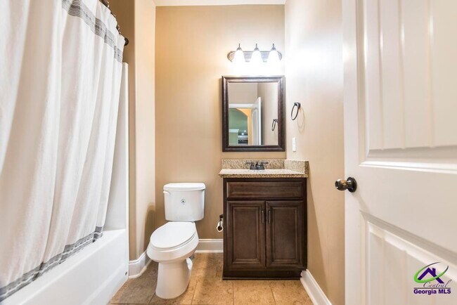 Building Photo - 105 Regency Ct