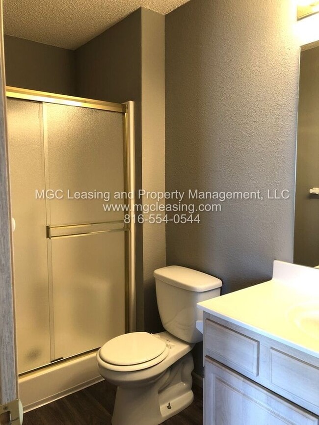 Building Photo - South Garden Townhomes