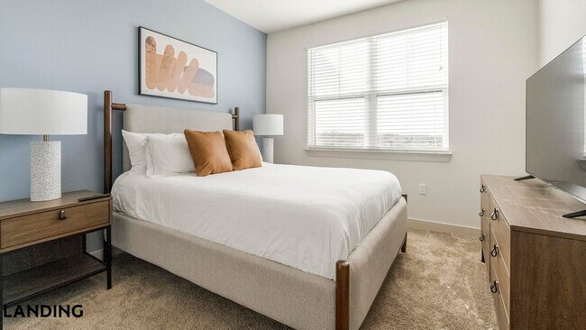 Building Photo - 11900 Marquina Blvd