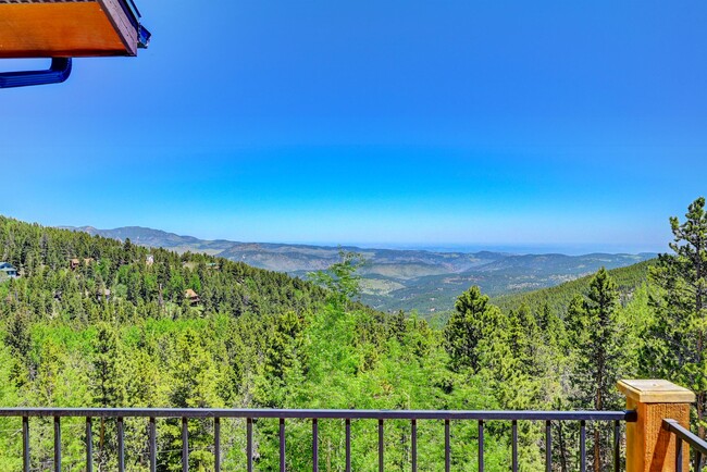 Building Photo - 1224 Lodgepole Dr