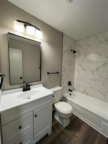 Building Photo - 3702 Larry St