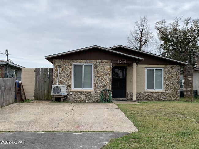 Building Photo - 6210 Pridgen St