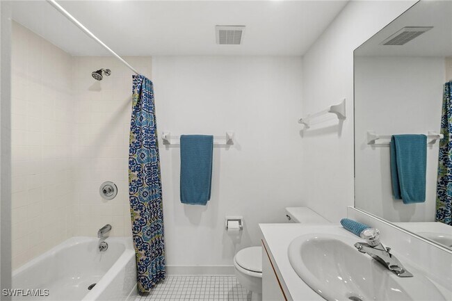 Building Photo - 833 Meadowland Dr