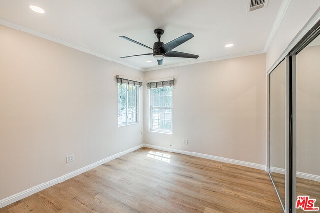 Building Photo - 2537 Cotner Ave