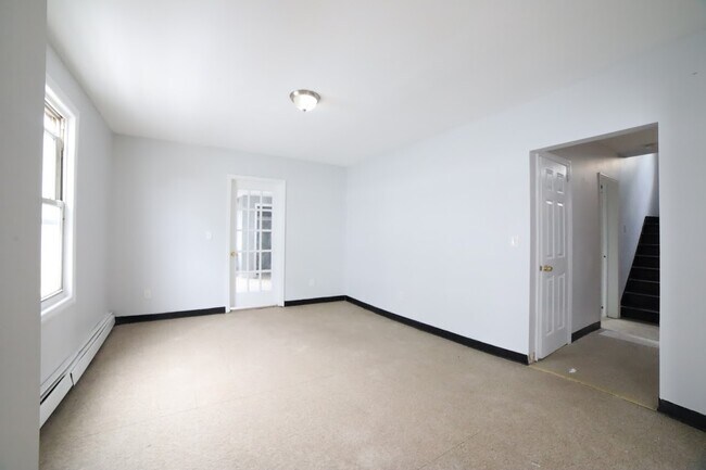 Building Photo - 223 Fairmount Ave