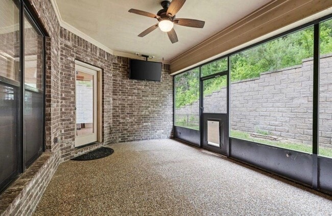 Building Photo - 3522 Golden Valley Ln