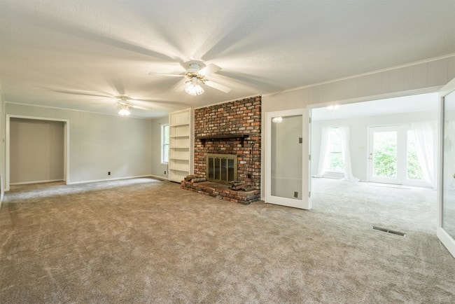 Building Photo - 1828 Northwood Dr