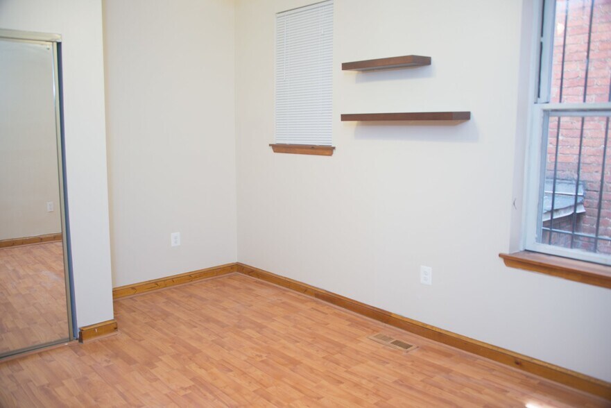 Building Photo - 1309 1st St NW