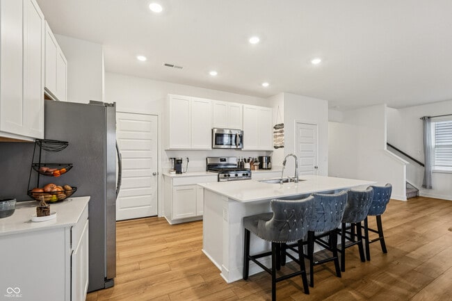 Building Photo - 4544 Nokes Pl