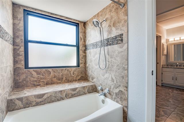 Building Photo - 438 Yacht Club Dr