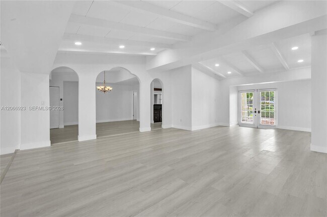 Building Photo - 2555 Nassau Ln