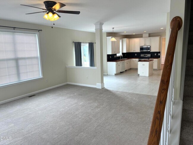 Building Photo - 1020 Delta River Way