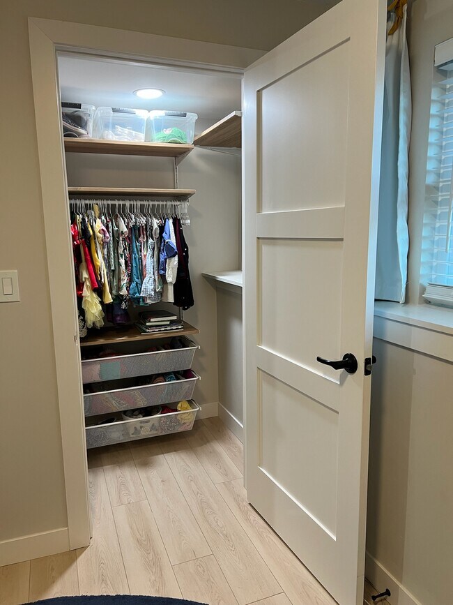 Building Photo - 206 Cypress Cir