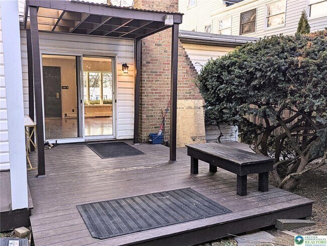 Building Photo - 1603 Butler St