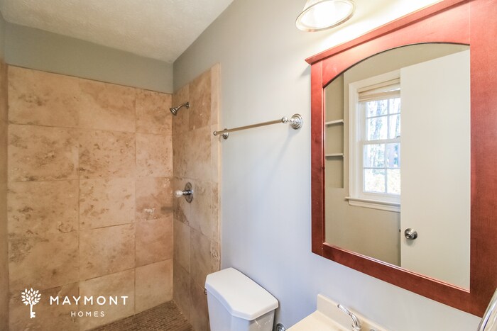 Building Photo - 60 Juliana Dr