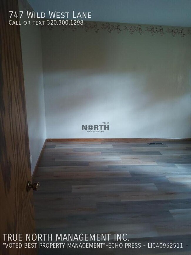 Building Photo - 747 Wild W Ln SW