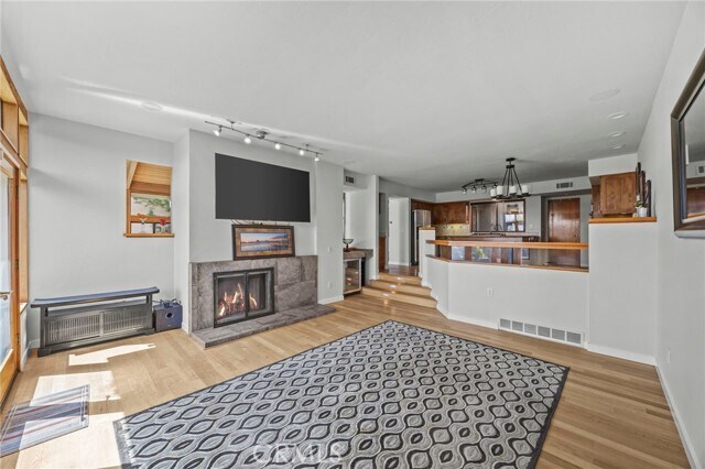 Building Photo - 4 Woodhaven Dr
