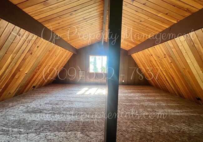 Building Photo - Cozy 3 Bed Mi Wuk Home Minutes from Lake &...