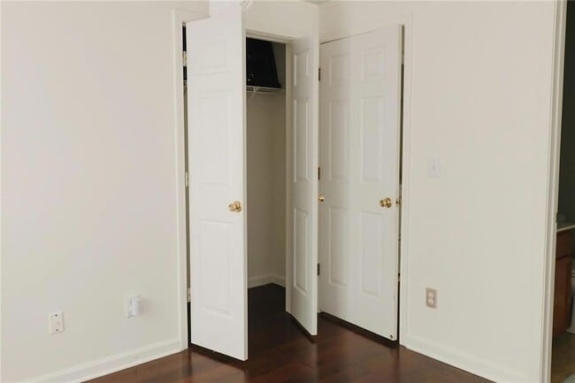 Building Photo - 340 Timber Gate Ct