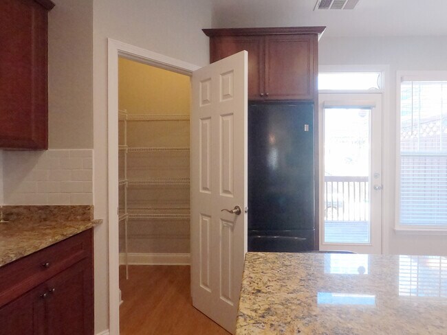 Building Photo - 213 16th St NW