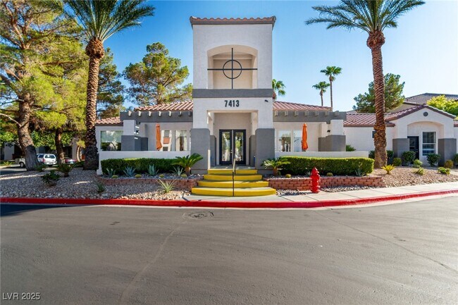 Building Photo - 7413 W Russell Rd