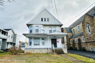 Building Photo - 1548 Monsey Ave