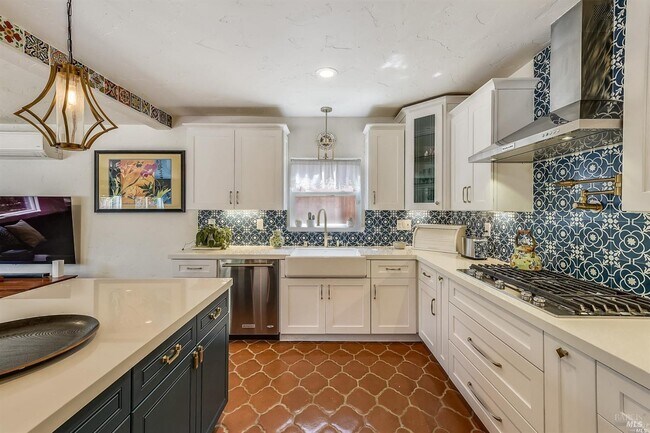 Building Photo - 9 El Camino Real