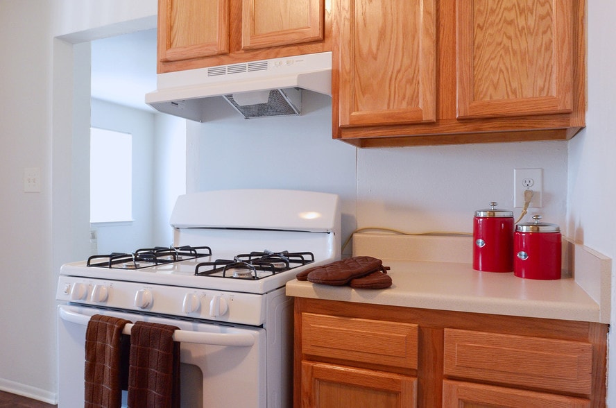 Building Photo - Grosvenor North Townhomes