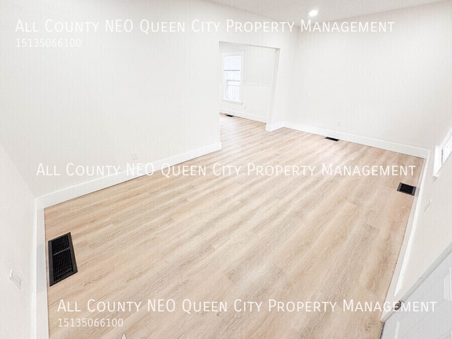 Building Photo - 2117 Sherer Ave