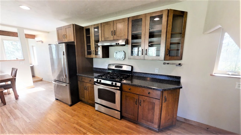 Building Photo - 217 Redwing Dr