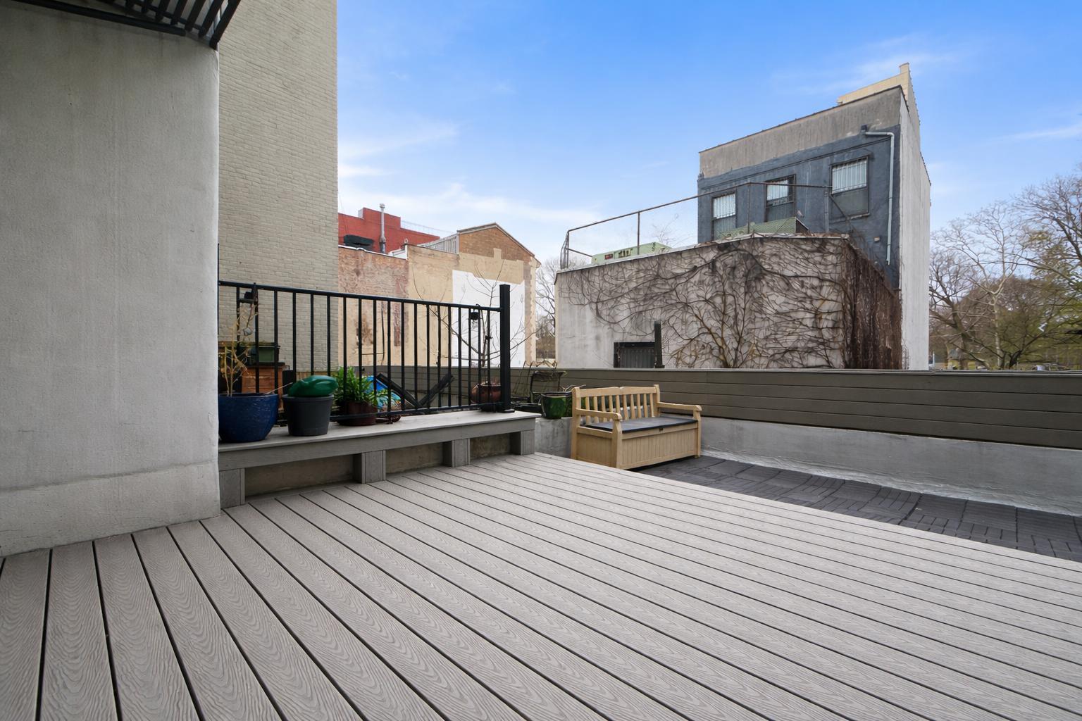 Building Photo - 28 W 125th St