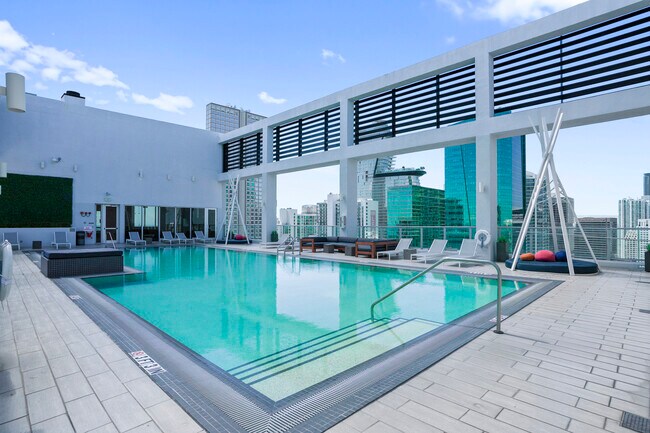 Building Photo - 151 SE 1st St