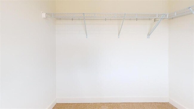 Building Photo - 5873 Greystone Dr