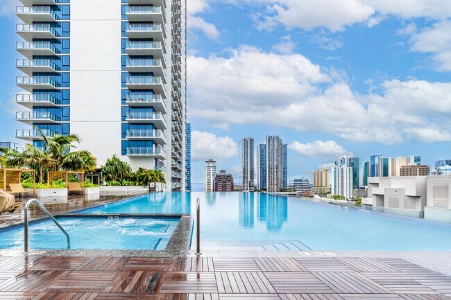 Building Photo - Brand New Luxury 1BR in Kakaako | High Floor Views, Resort Amenities, AC + Parking | The Park on ...