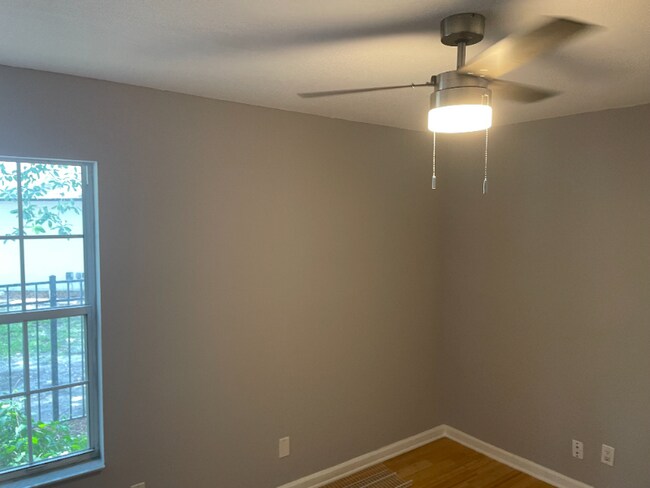 Building Photo - 3706 Sanctuary Way N