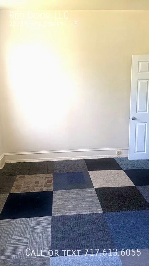 Building Photo - 2211 N 4th St