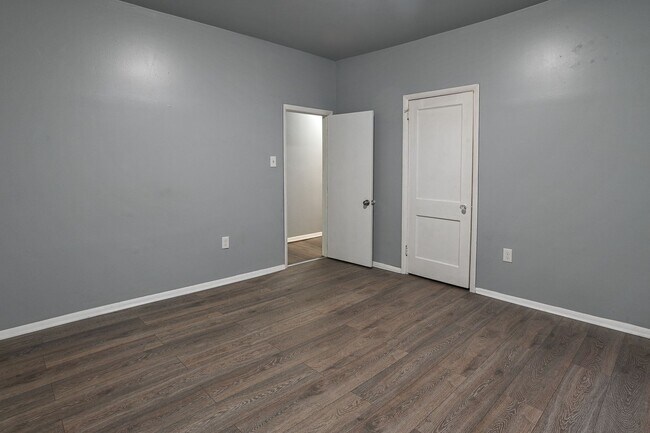 Building Photo - 1828-1830 N 3rd St