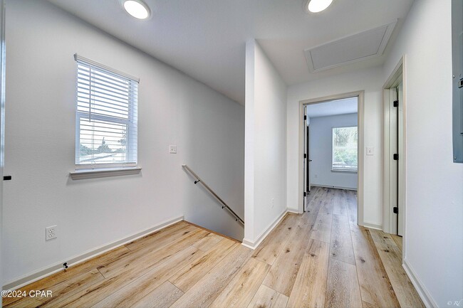 Building Photo - 1305 Calhoun Ave