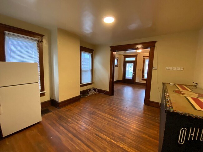 Building Photo - 77 Frambes Ave