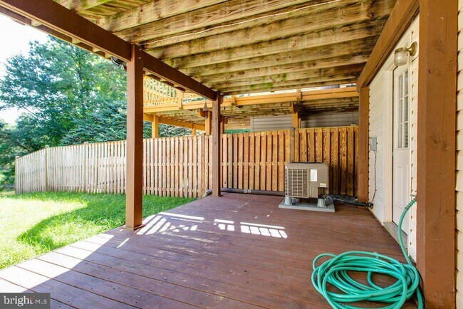 Building Photo - 2713 Piscataway Run Dr