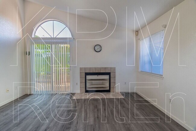 Building Photo - 6529 El Capitan Cir