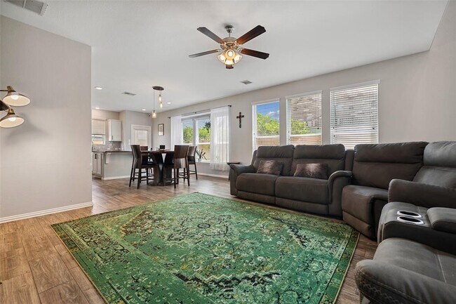Building Photo - 3021 Wedgewood Bay Ct
