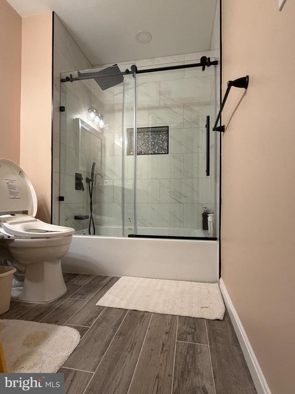 Building Photo - 8312 Wolftrap Rd