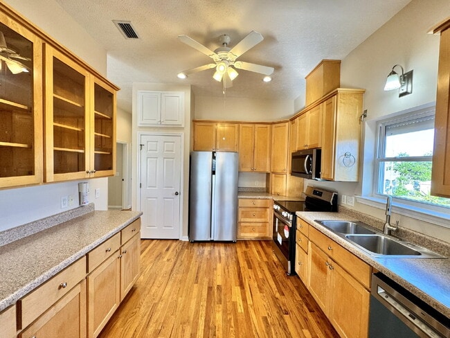 Building Photo - Bid-a-Wee Beach Gulf View -Long Term Rental!