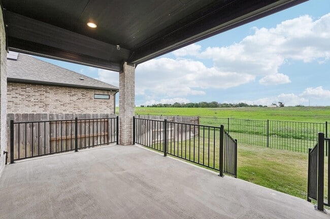 Building Photo - 133 Plumbago Loop