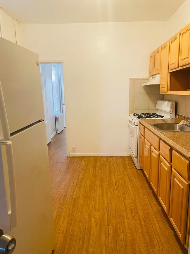 Building Photo - 3118 Belgrade St