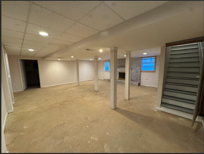 Basement - 2475 Freydale Rd SE
