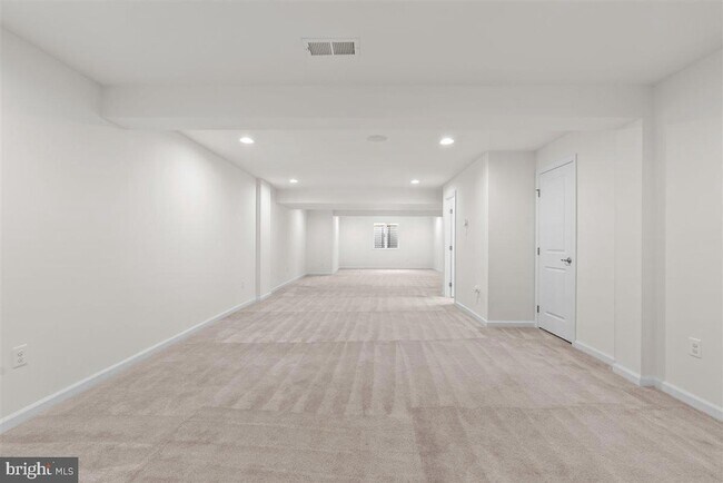 Building Photo - 109 Emperor Dr