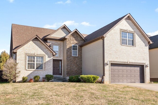 Building Photo - Three Bedroom with Bonus in Franklin Meadows!